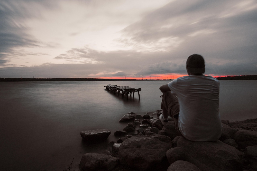 Photo courtesy of pixabay and jwvein.